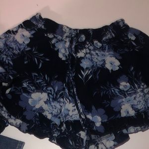 Crop top and short SET. S.